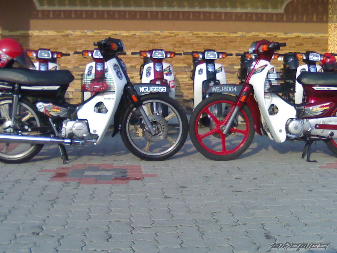 Photo 1412772