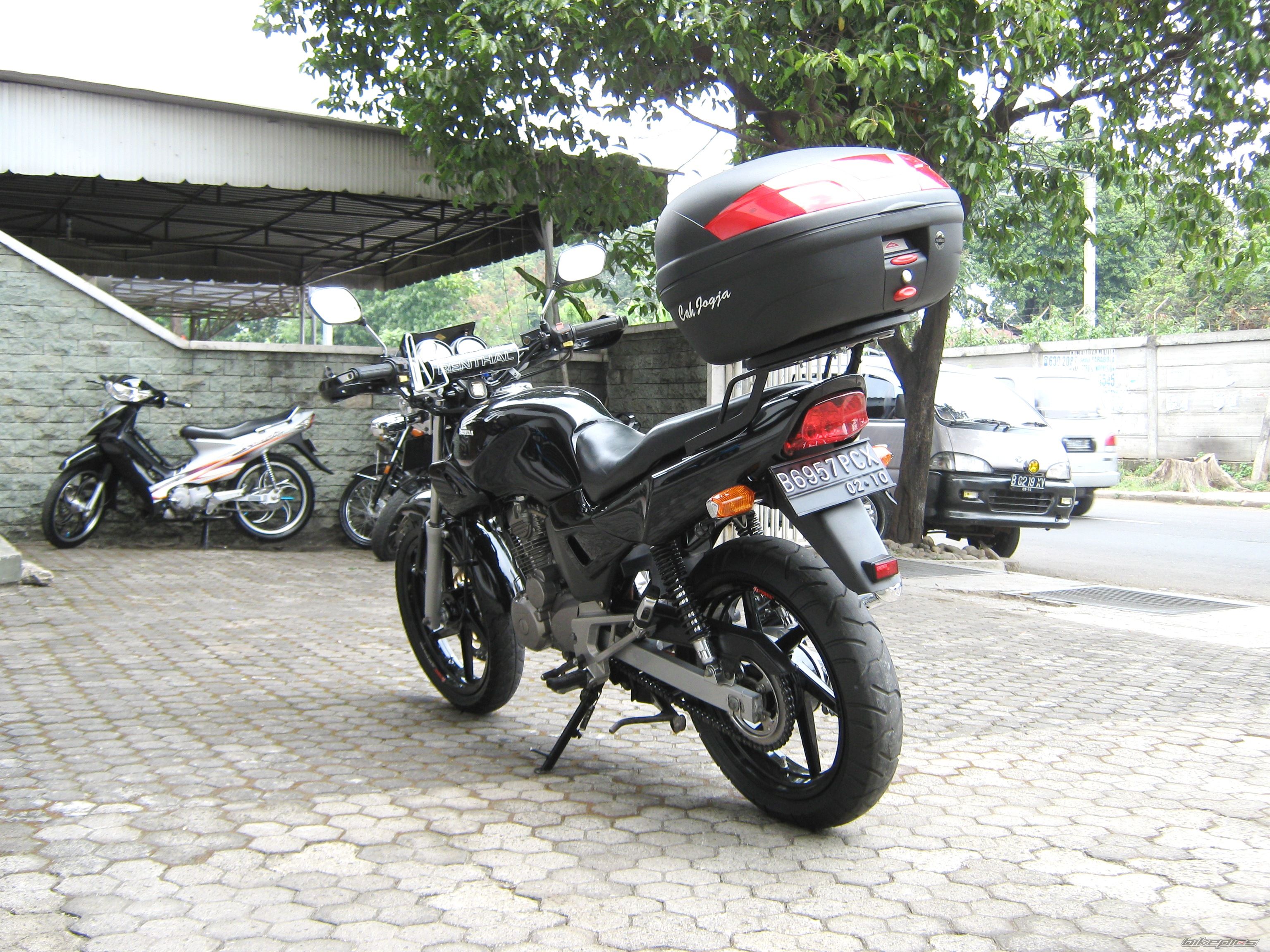 Photo 1413423