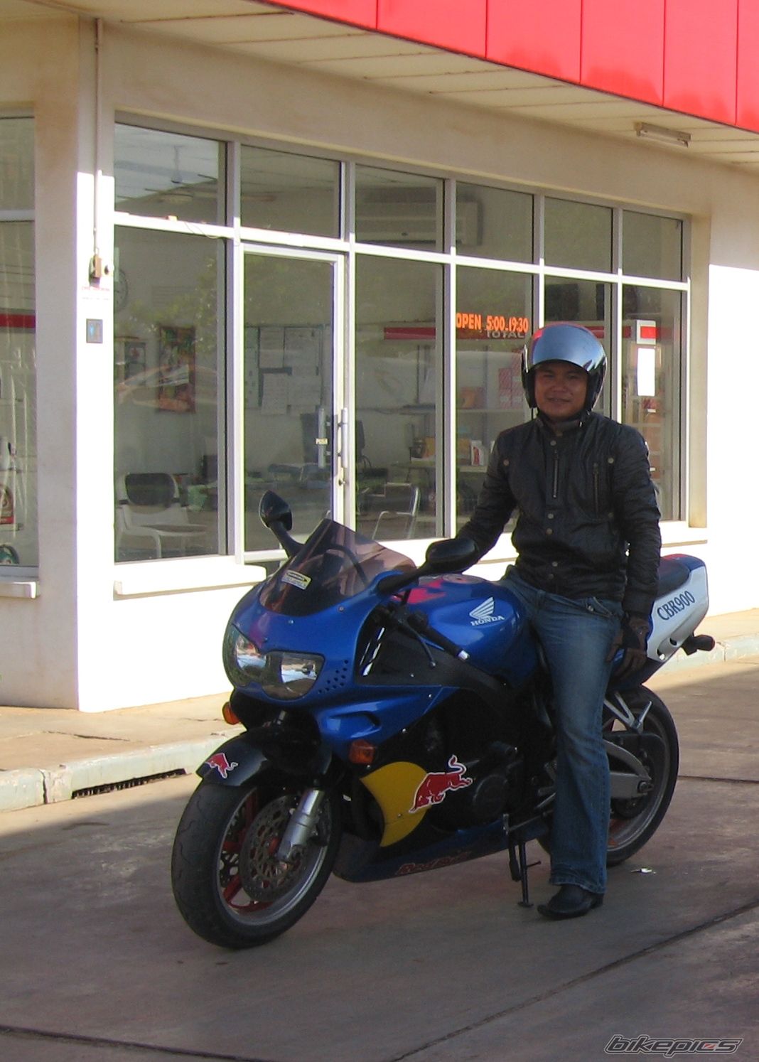 Photo 1413481