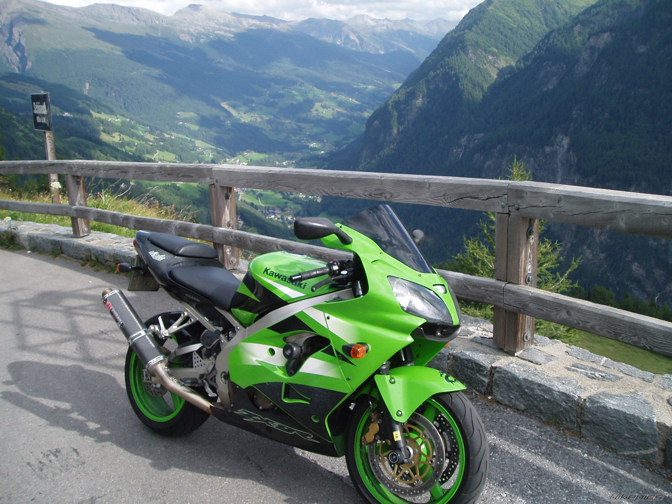Bike Photo 1413872