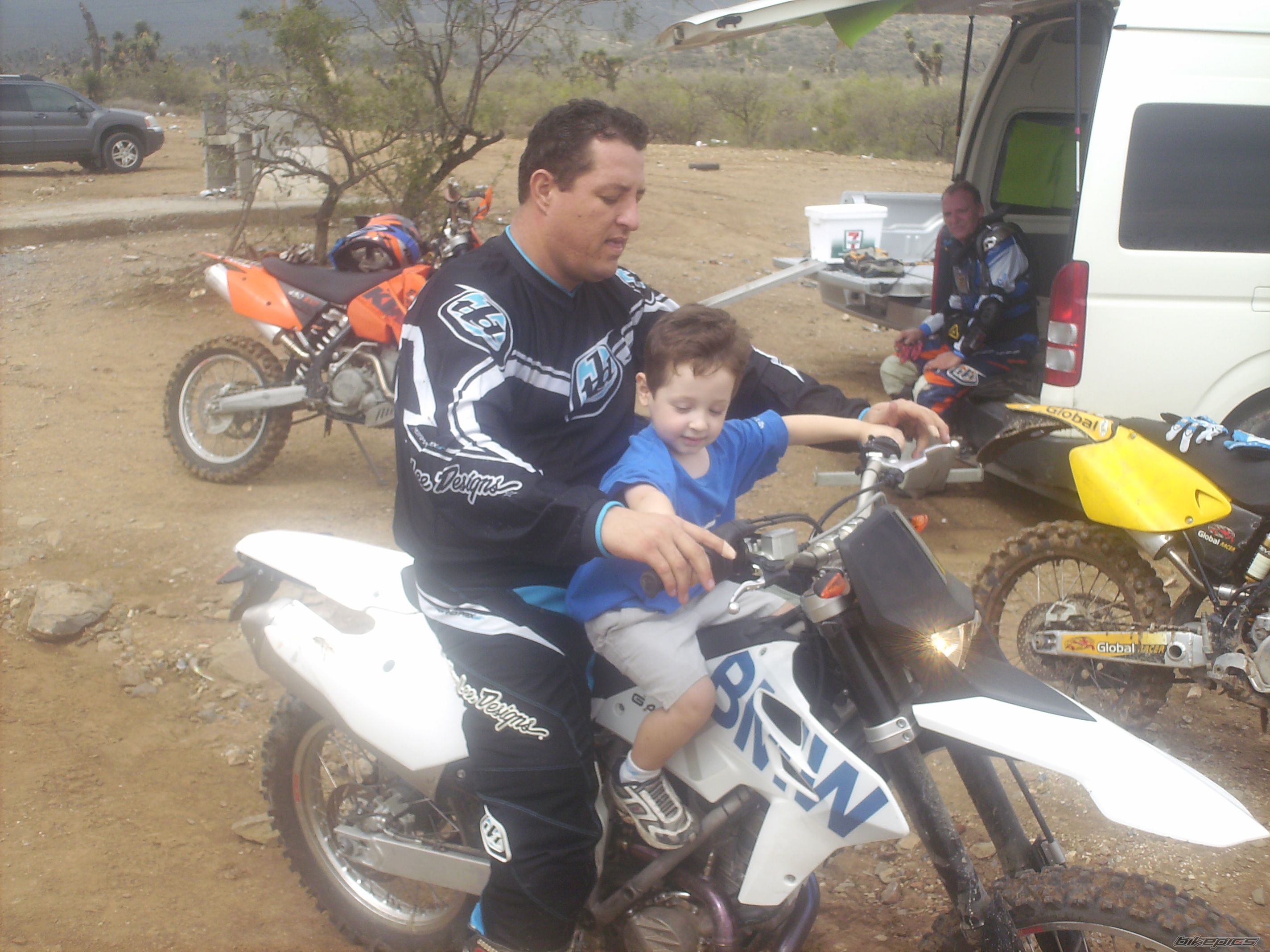 Photo 1414025