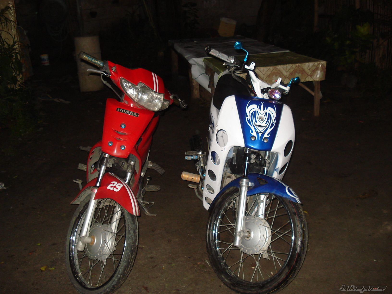 Photo 1414688