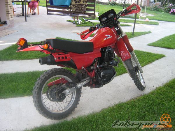 Photo 1414865