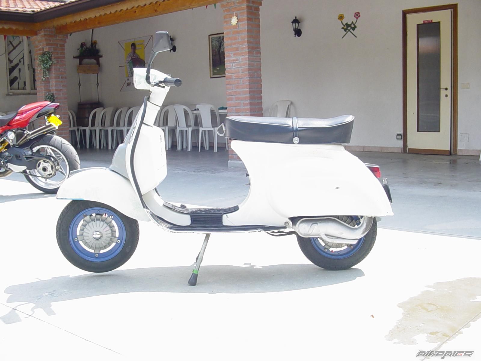 Photo 1415883