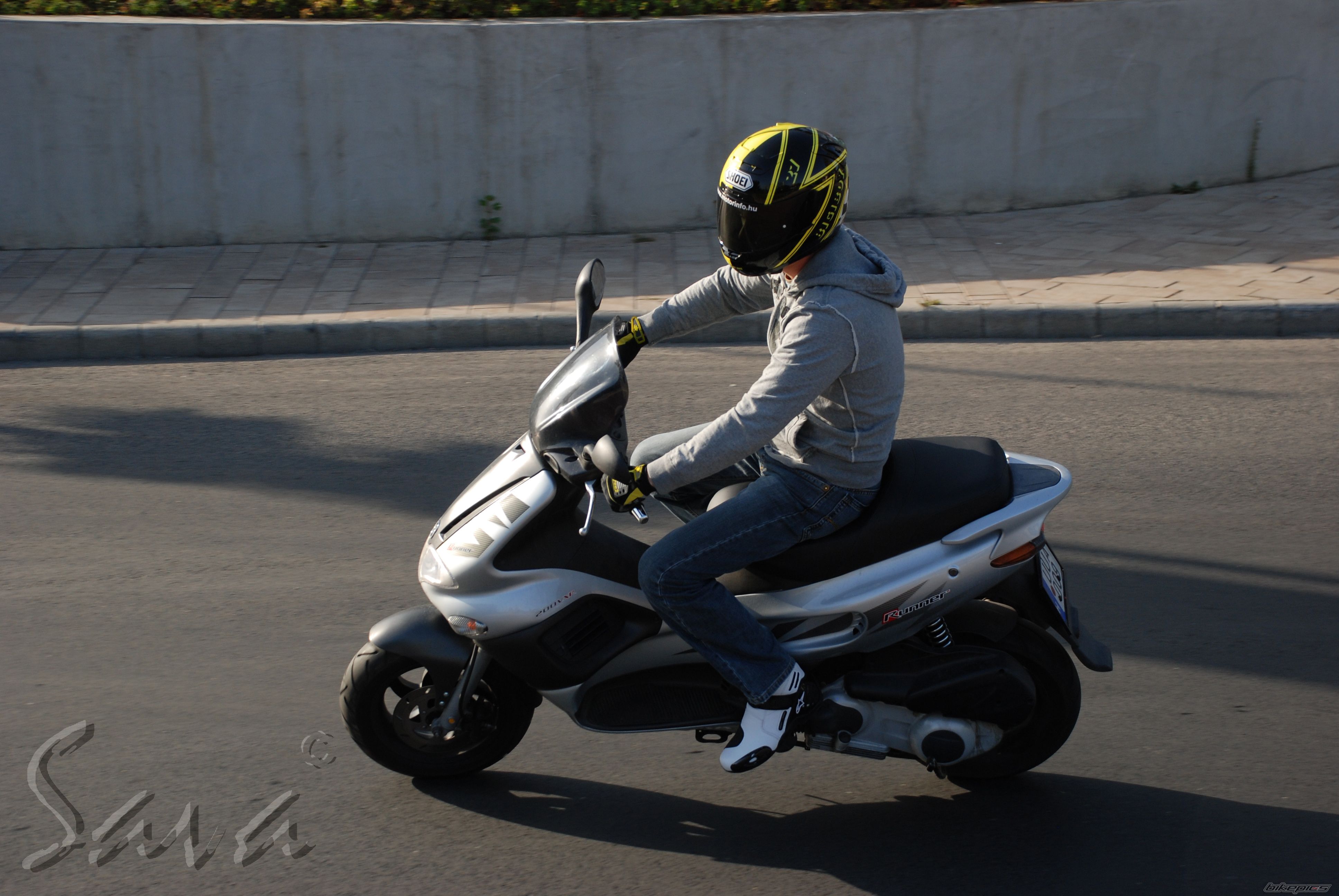 Photo 1415938