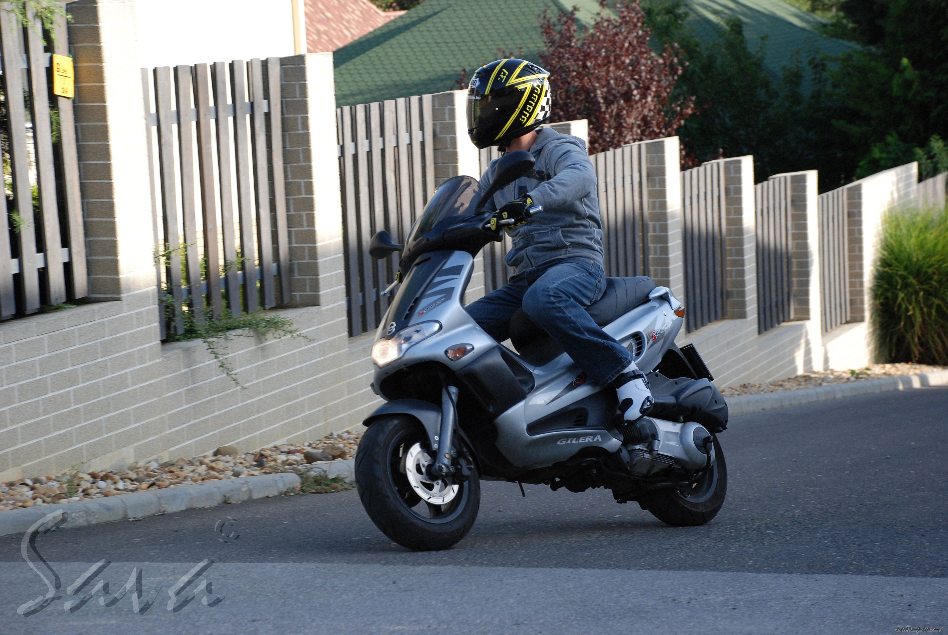 Photo 1415944