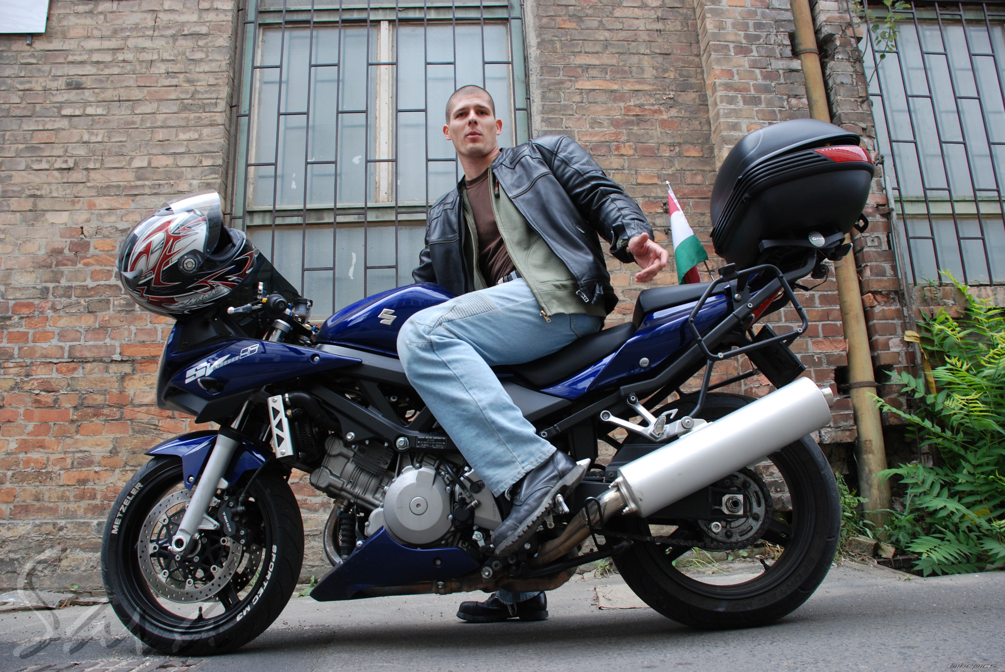 Photo 1416043