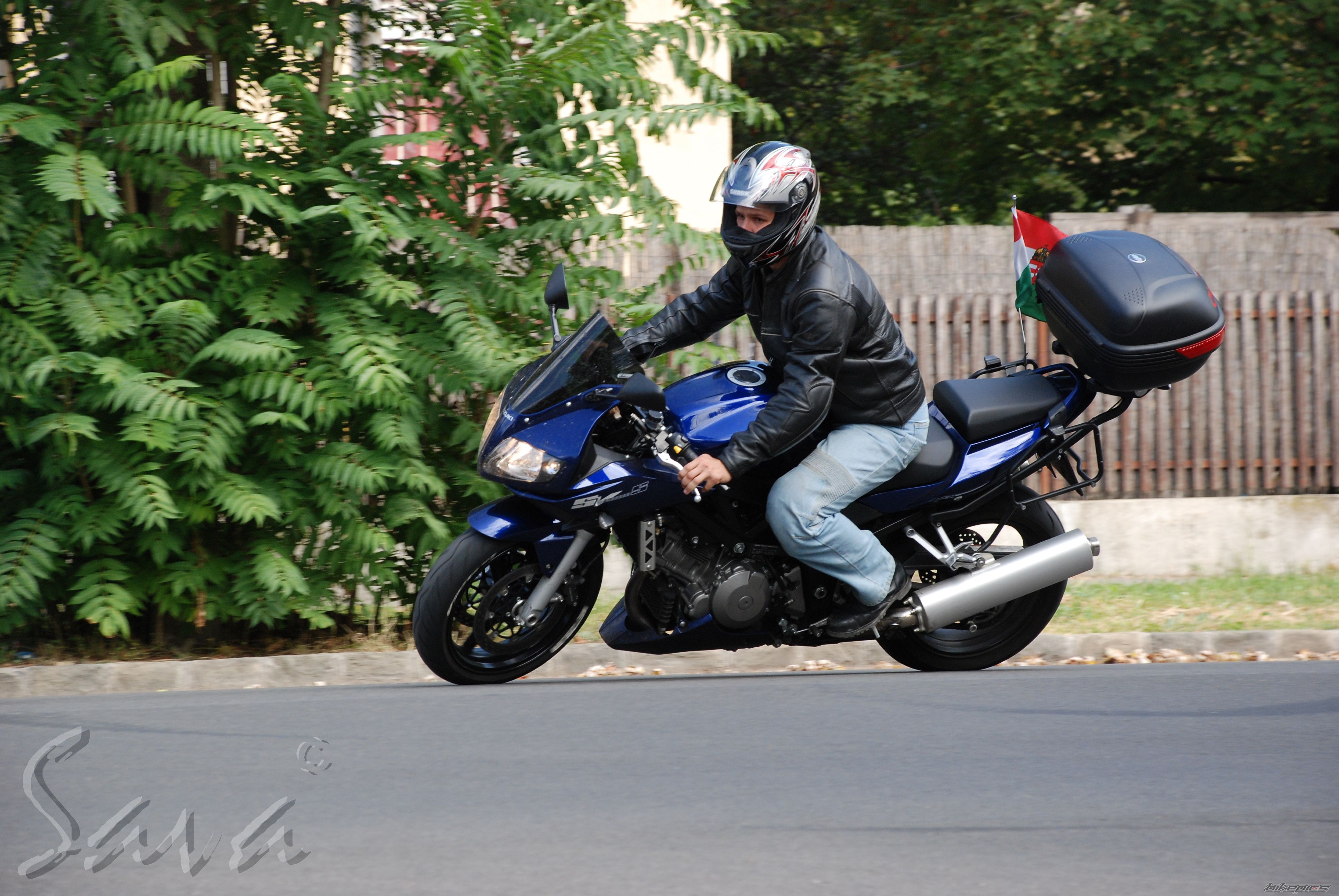 Photo 1416052
