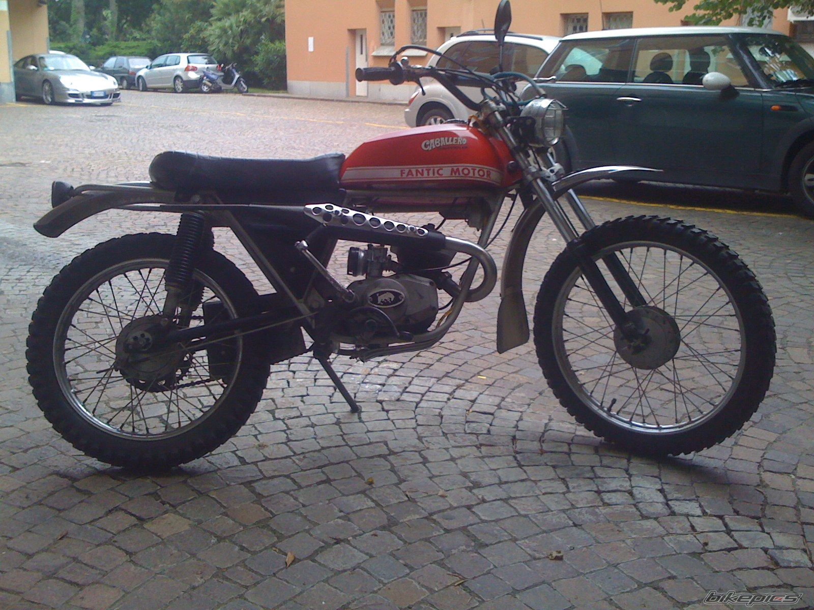 Photo 1416363