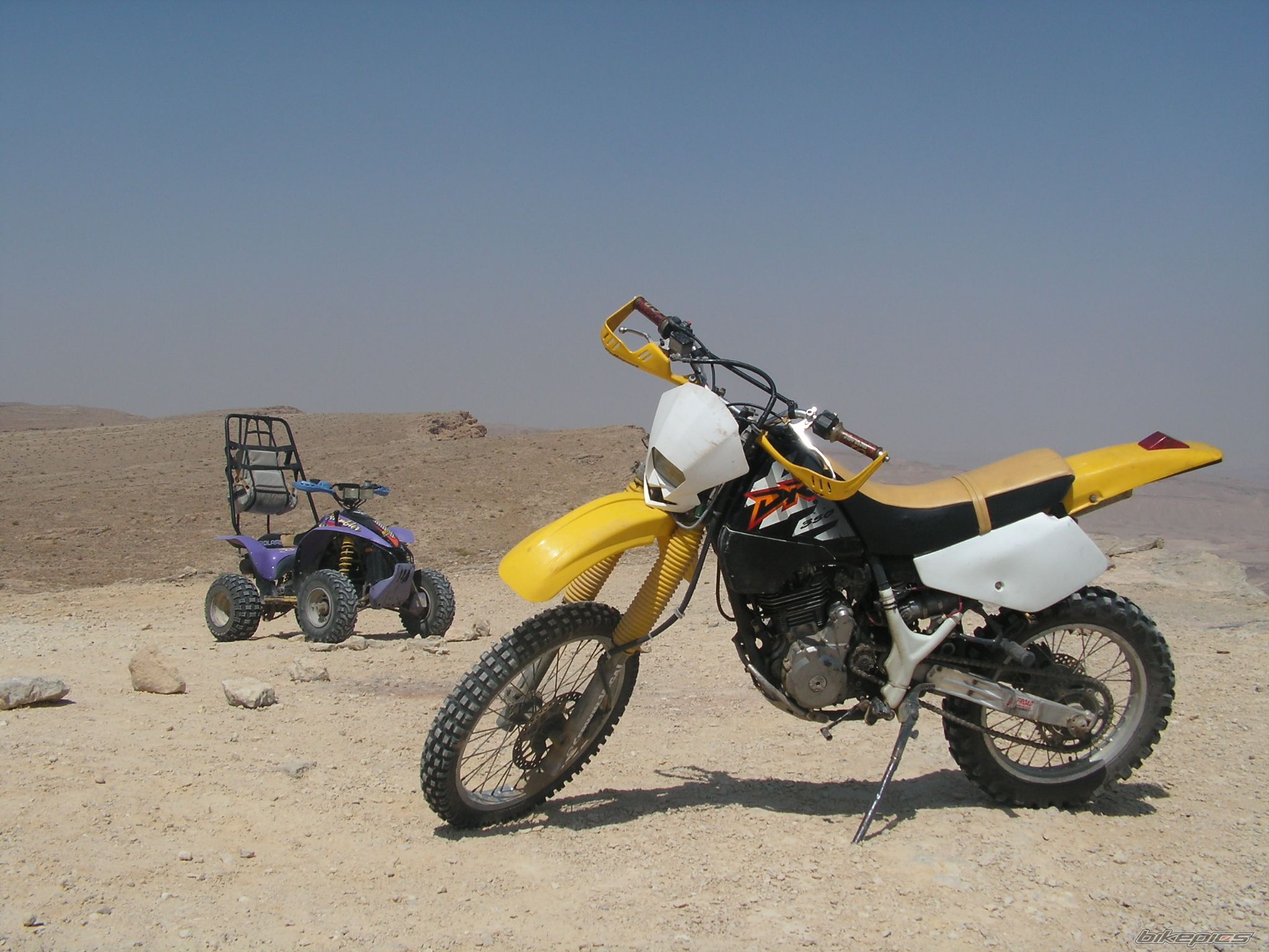 Photo 1417165