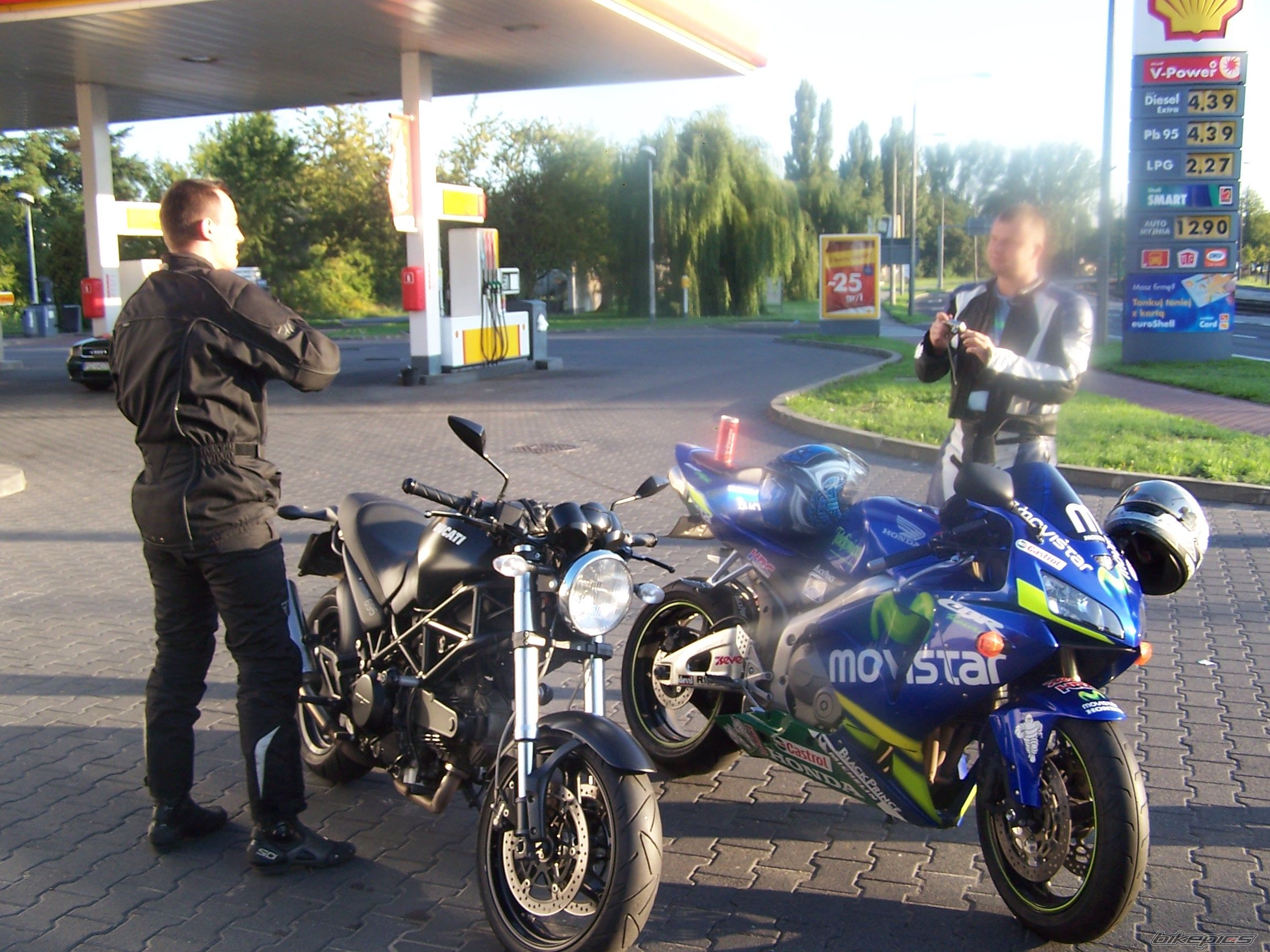 Photo 1417232
