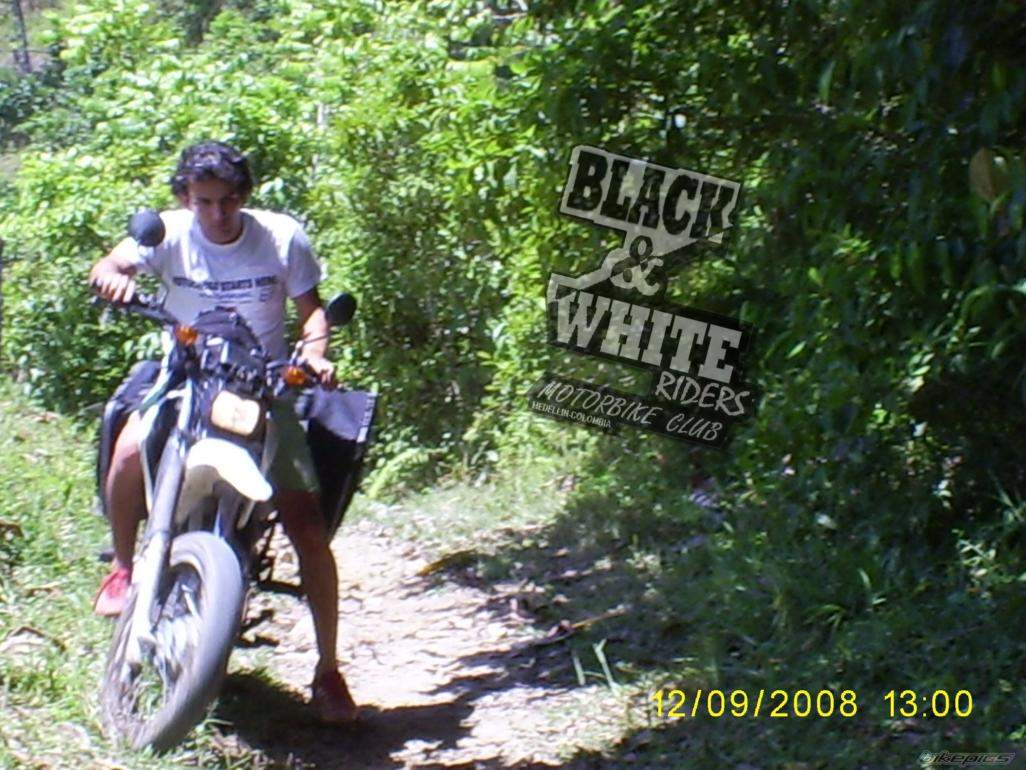 Photo 1417721