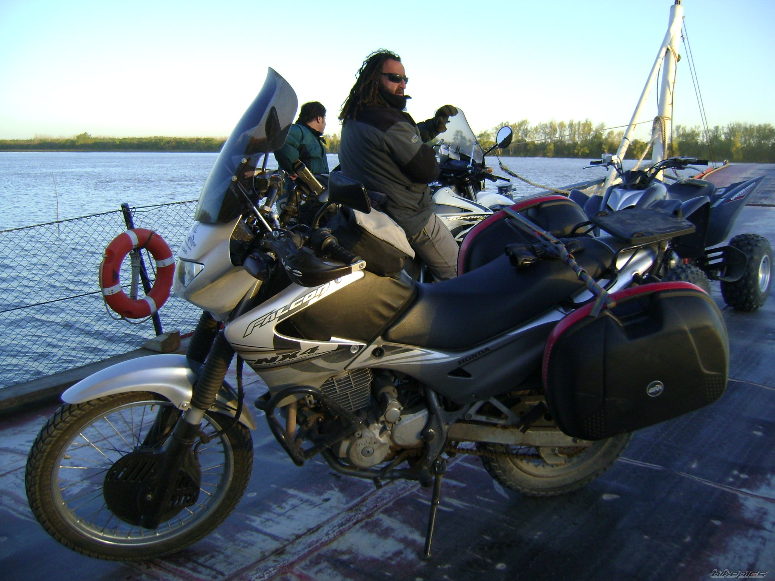 Photo 1417780