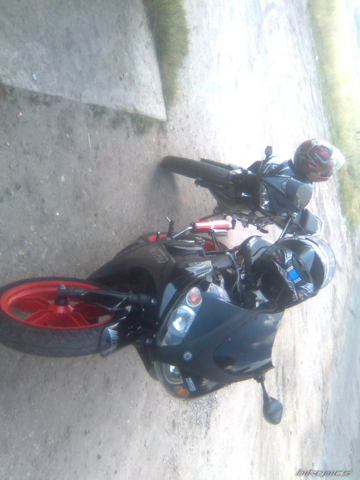 Photo 1418116