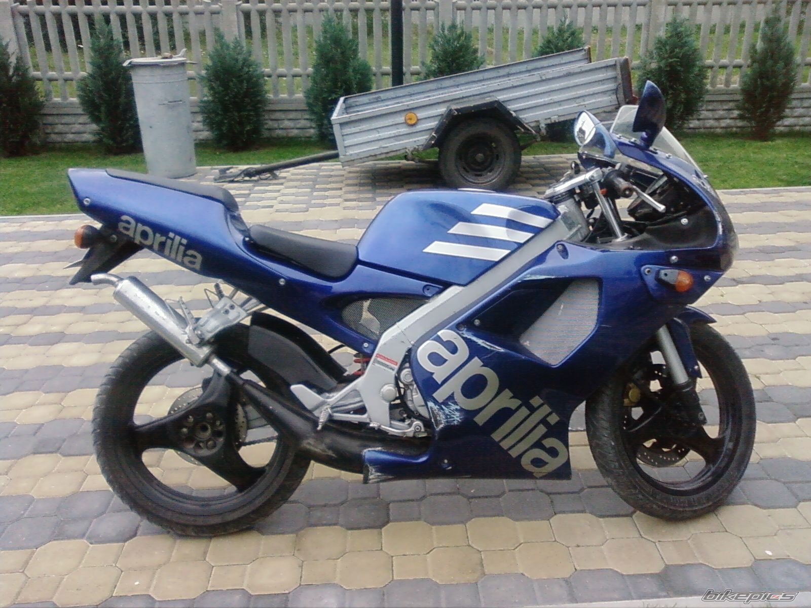 Photo 1418244