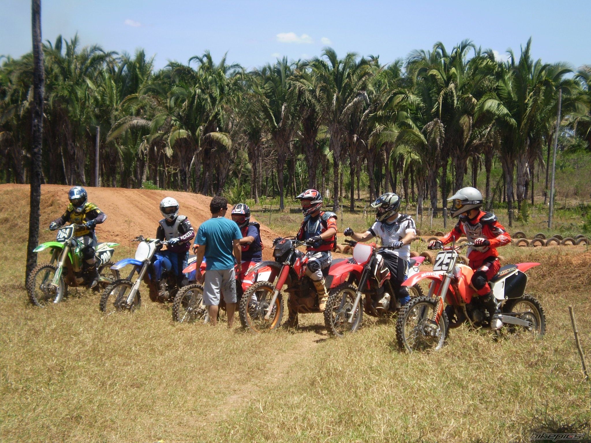 Photo 1418485