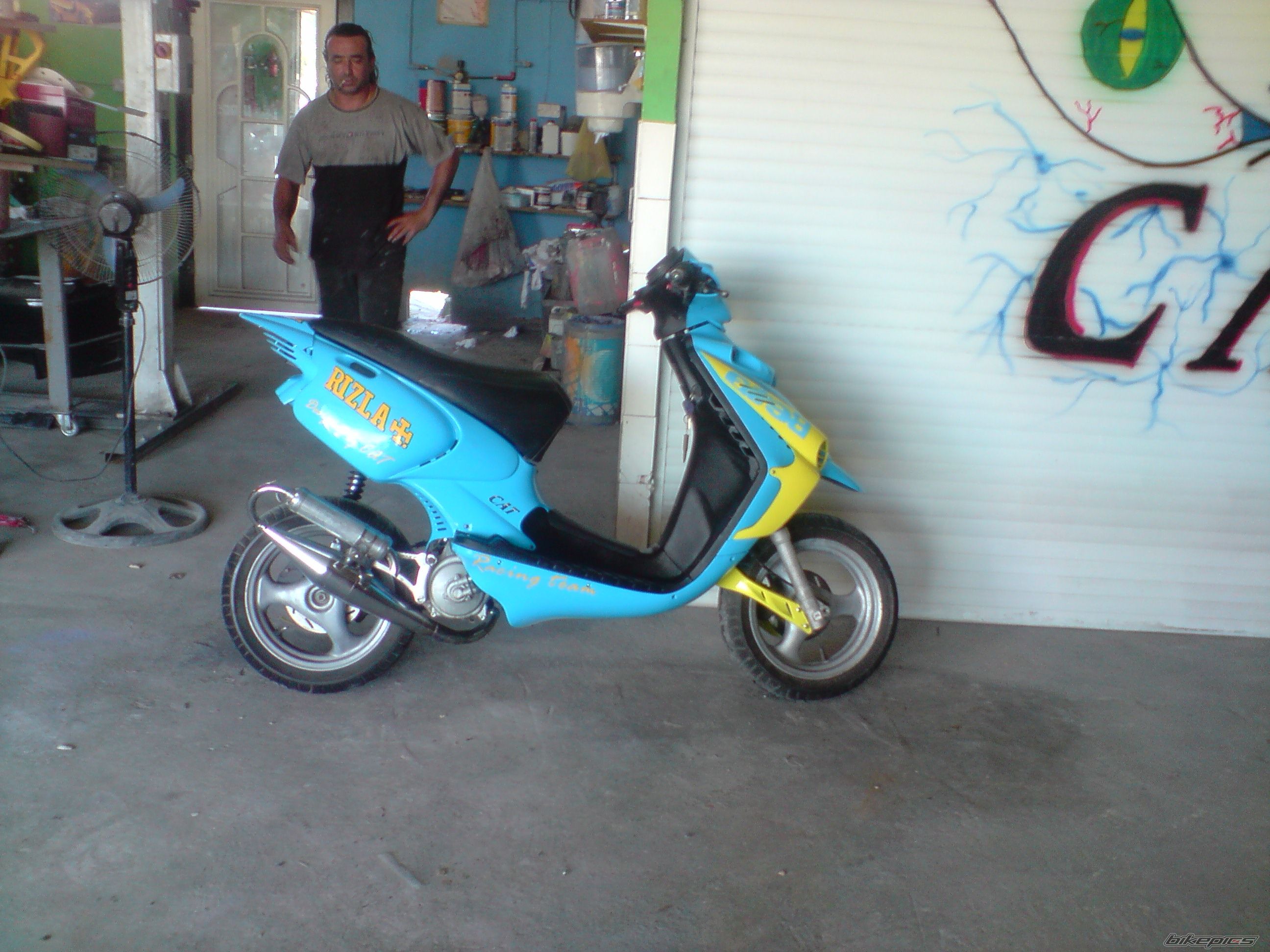 Photo 1421192