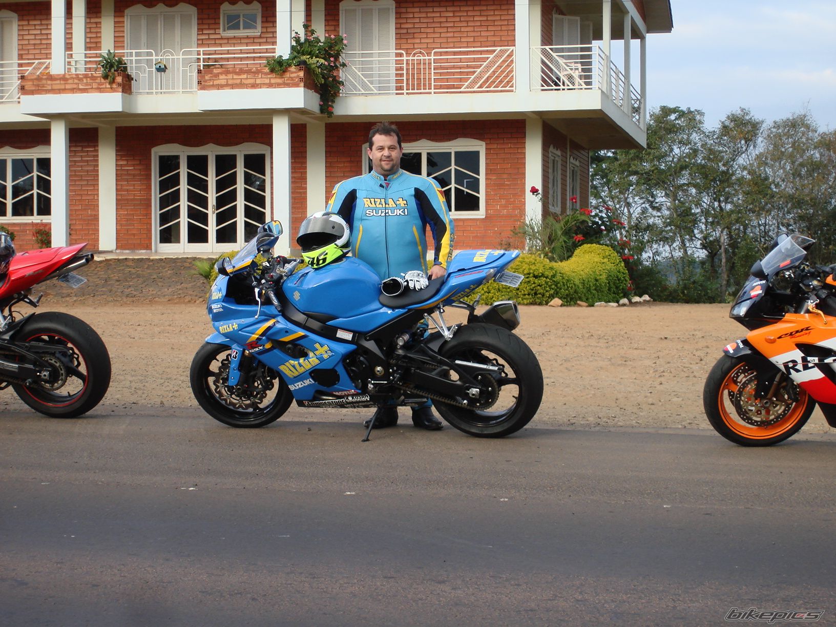 Photo 1421833