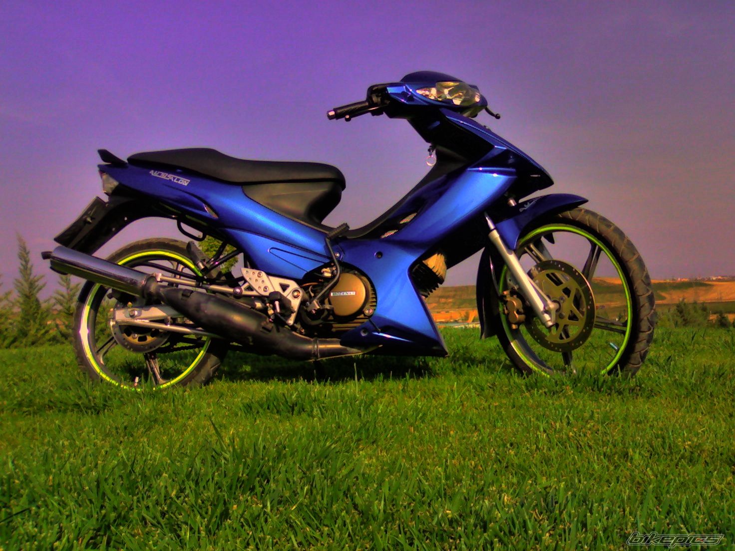 Bike Photo 1421838