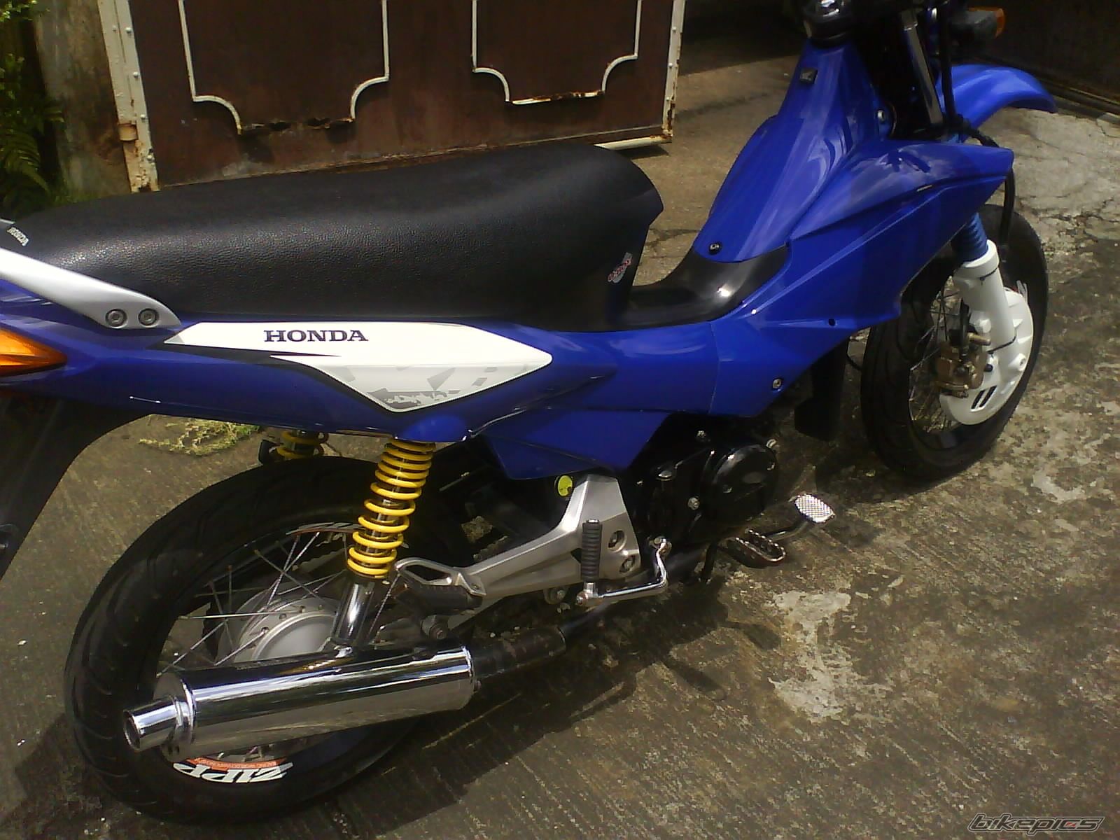 Photo 1422104