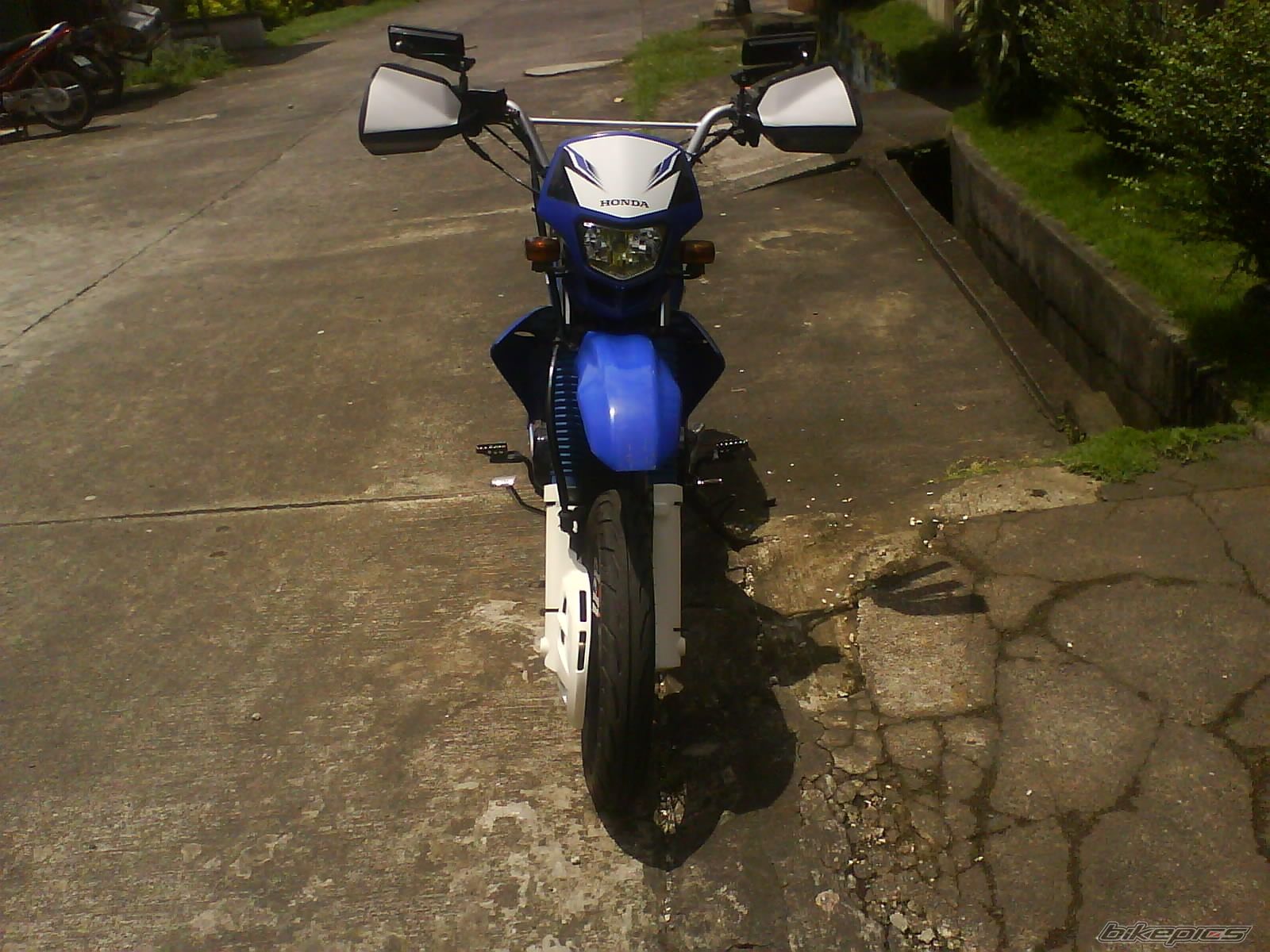 Photo 1422105