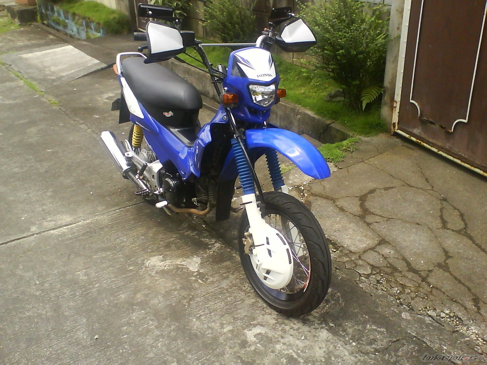 Photo 1422107