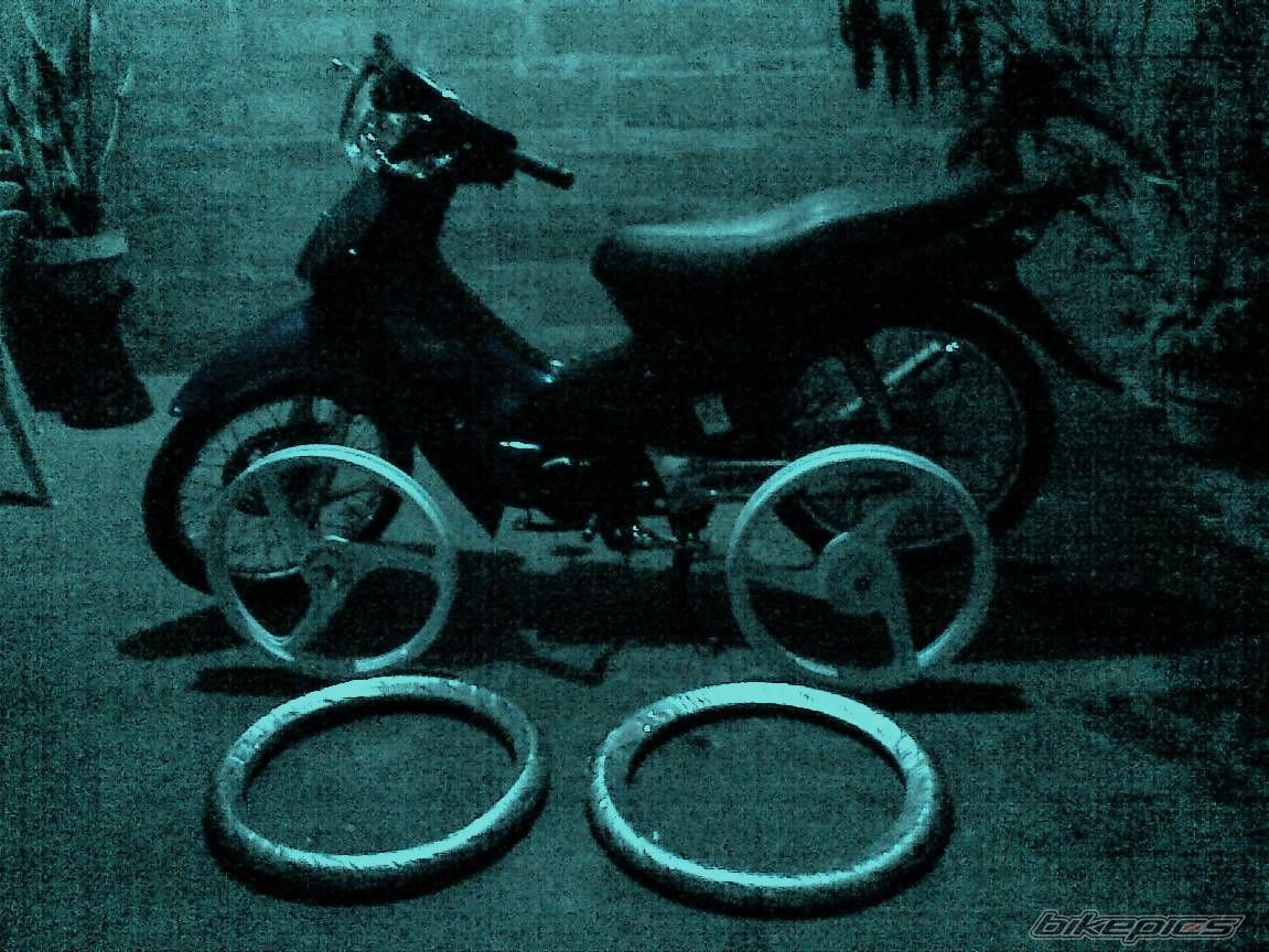Photo 1422204