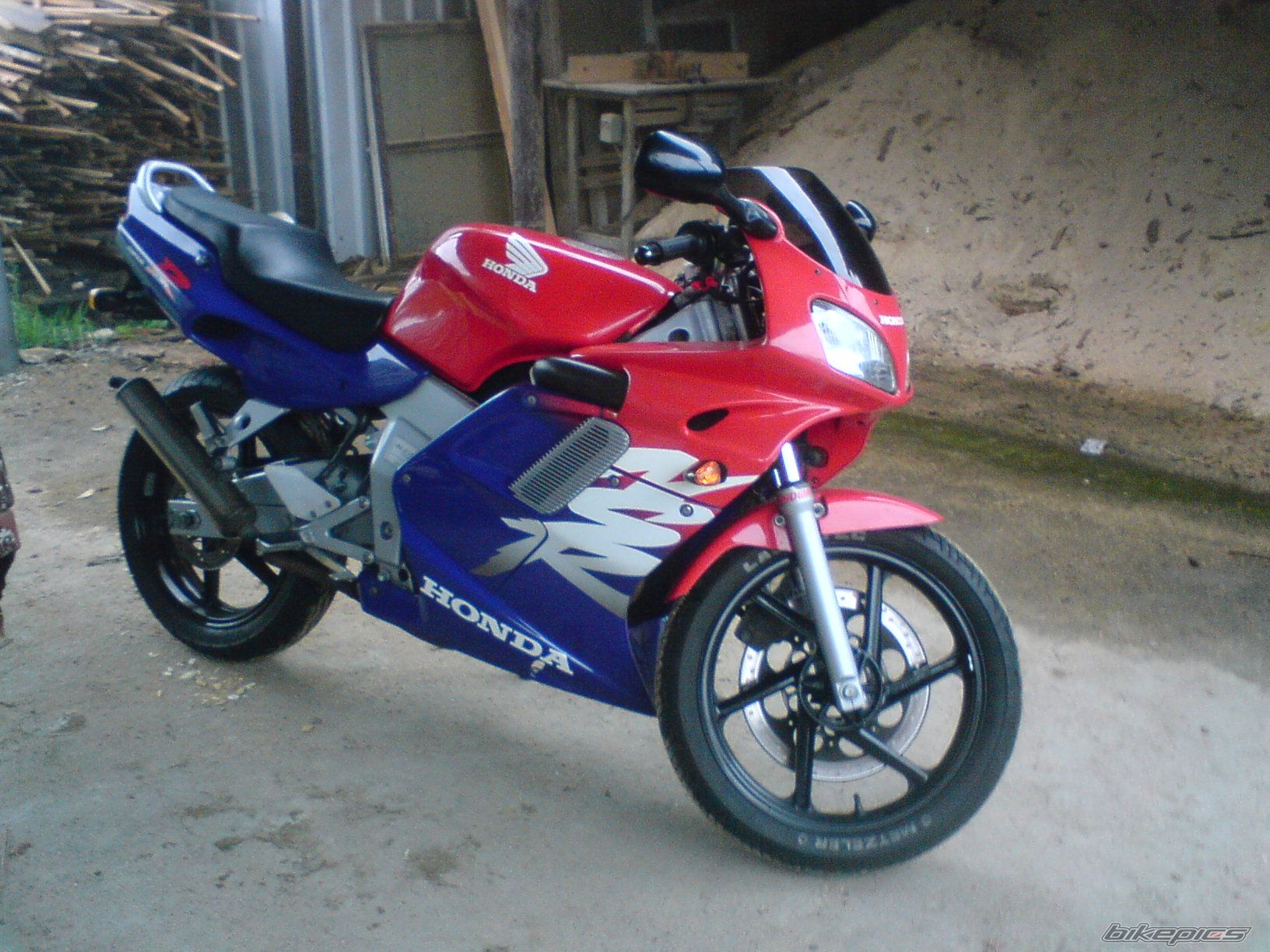 Photo 1422607