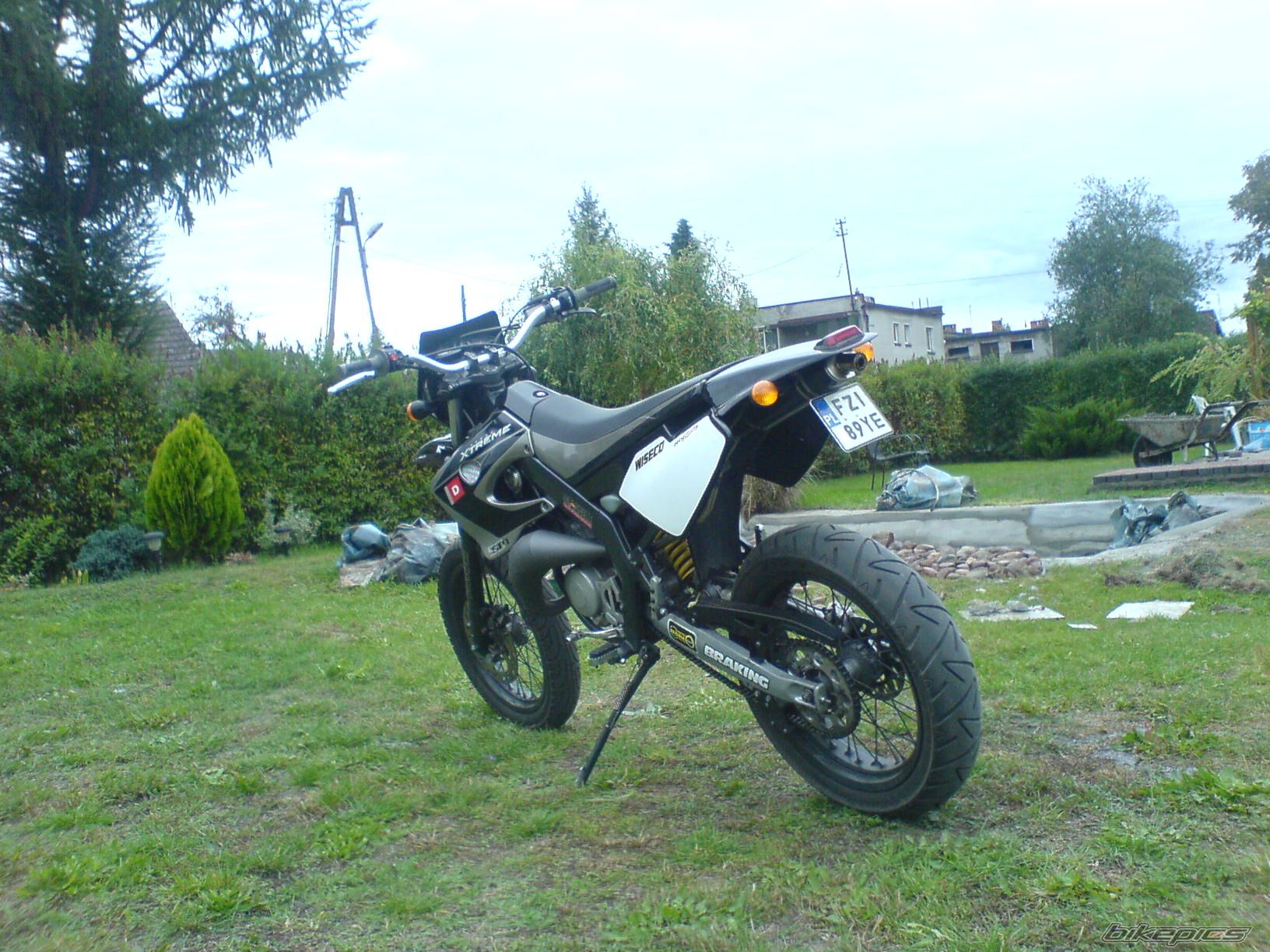 Photo 1422659
