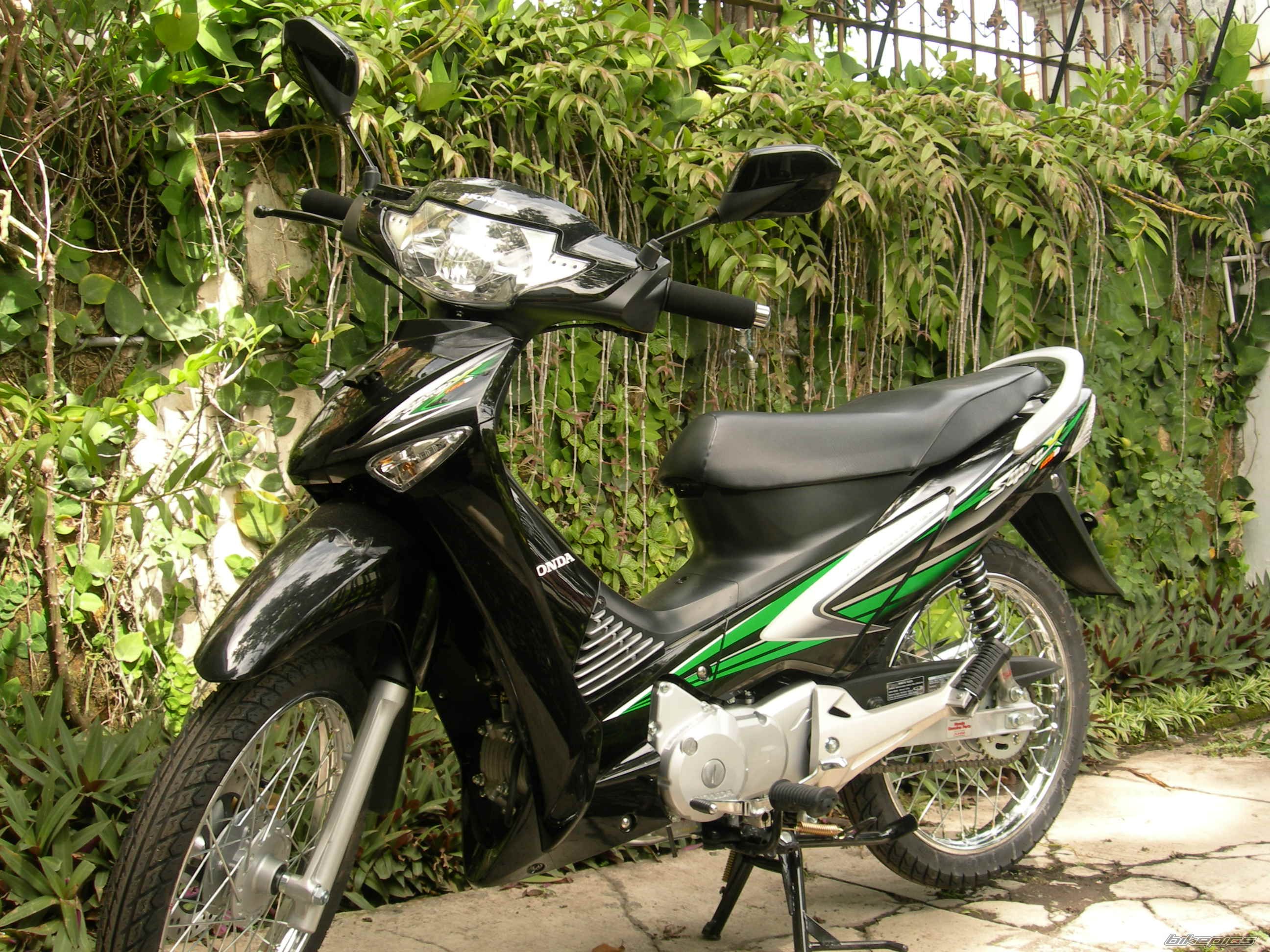 Photo 1422682
