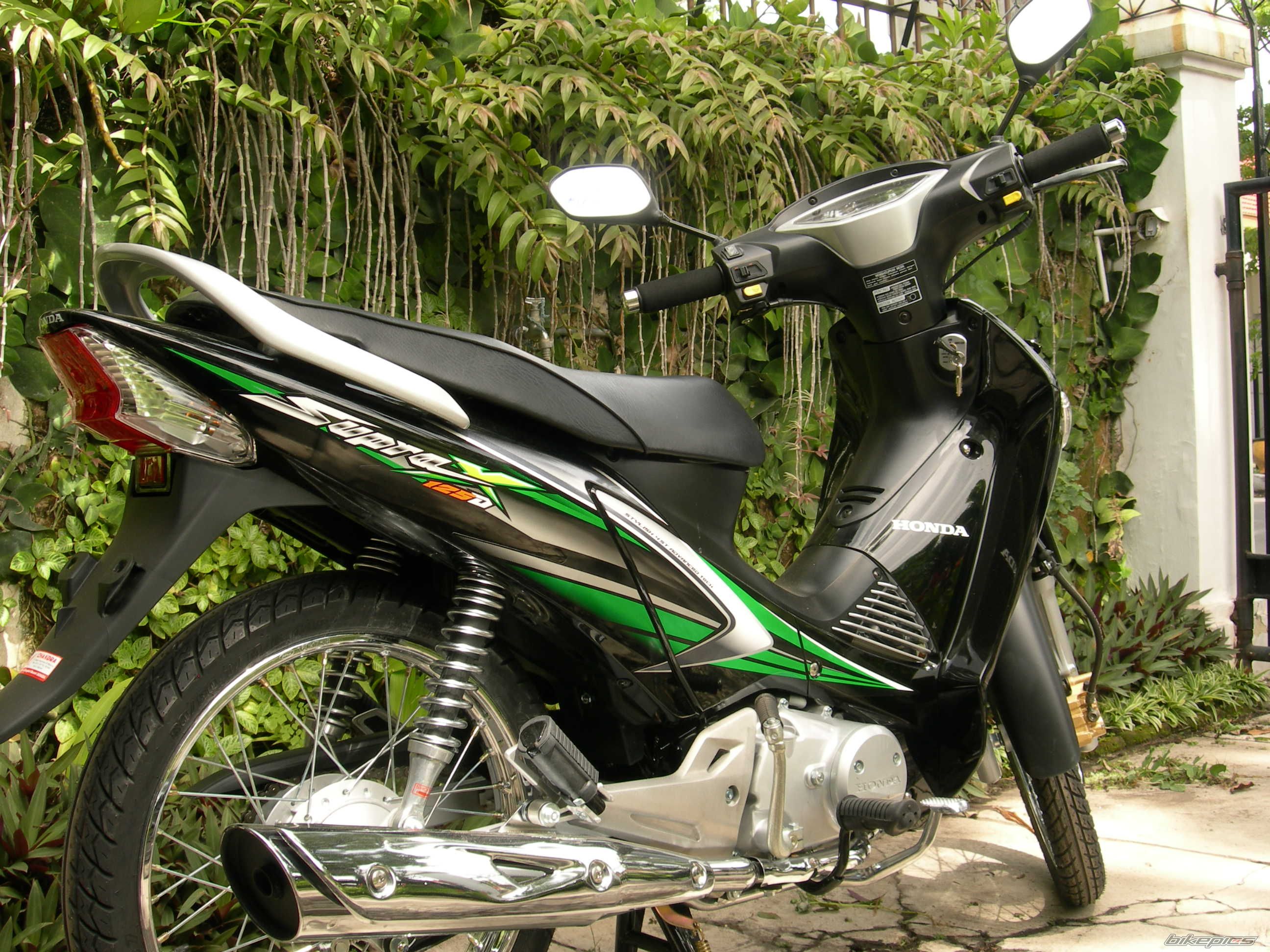 Photo 1422687