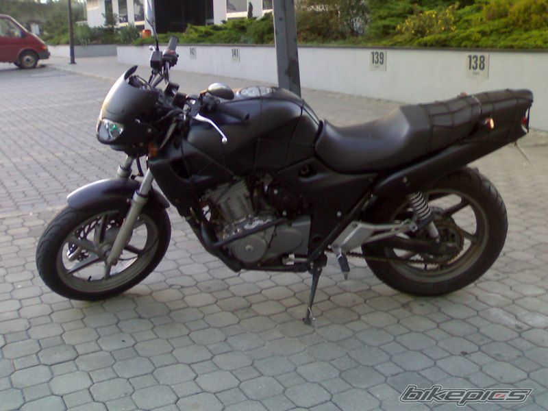 Photo 1422930