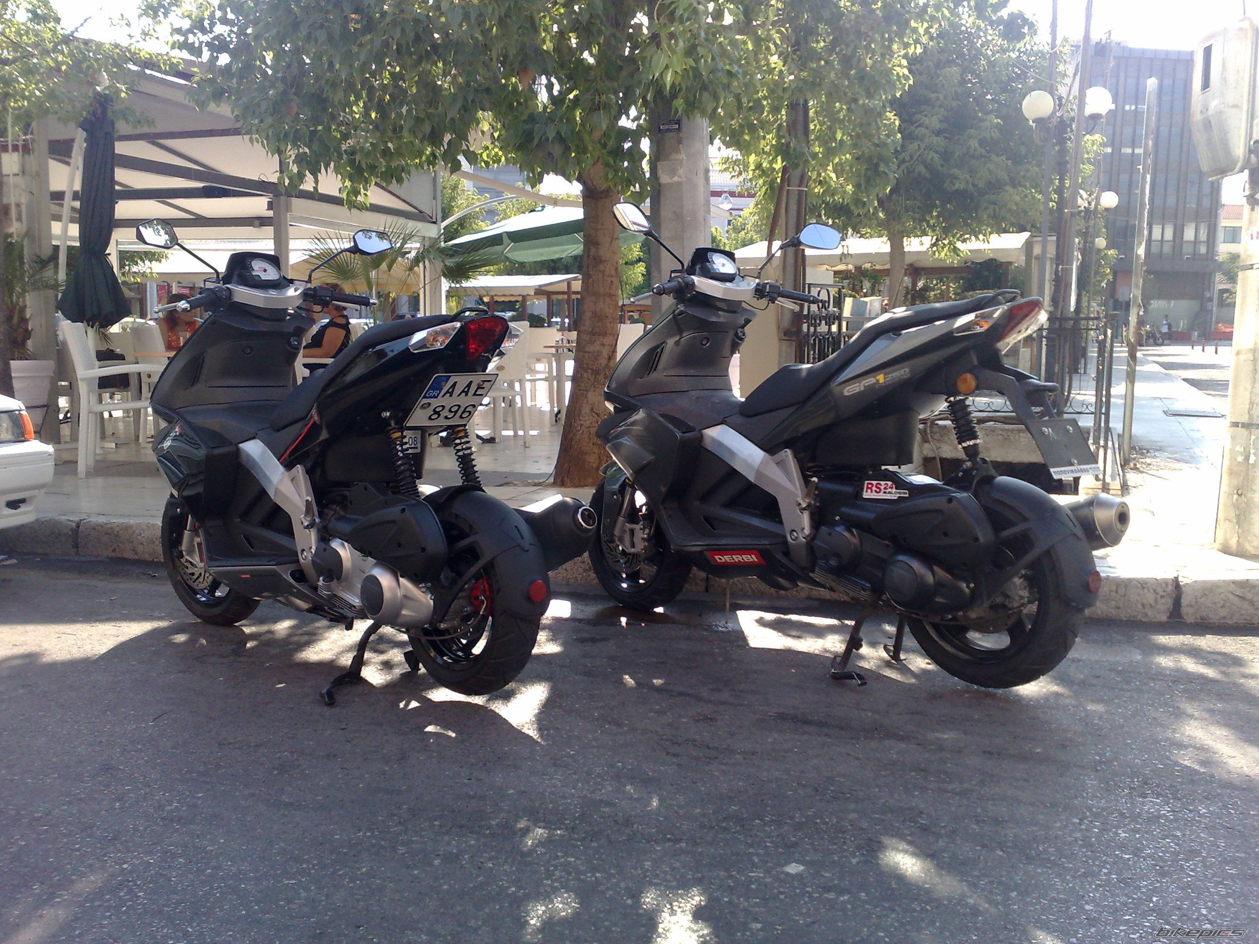 Photo 1423104