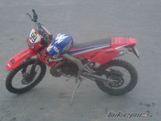 Photo 1423837