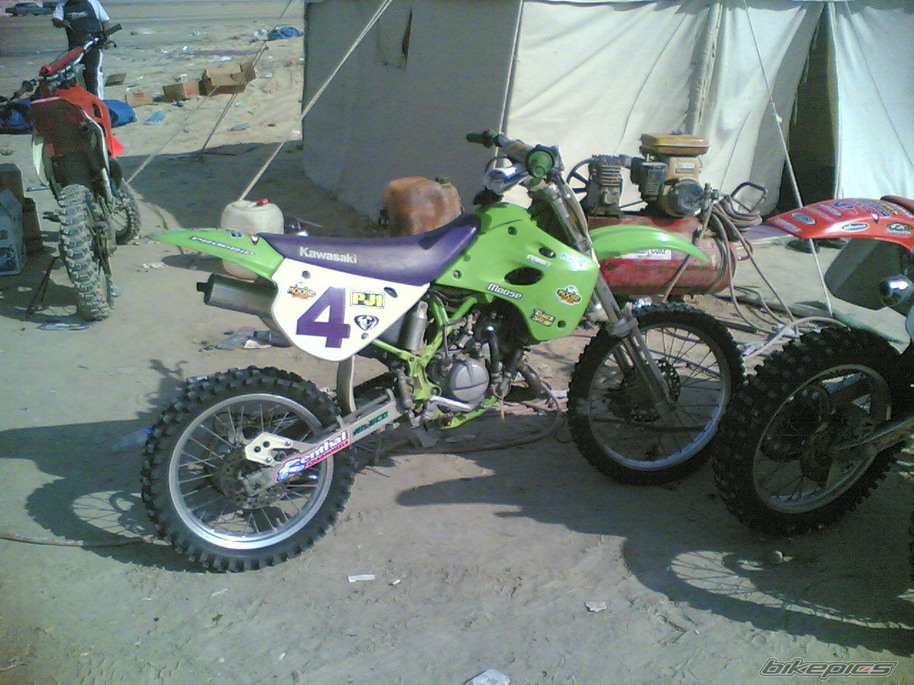 Photo 1424170