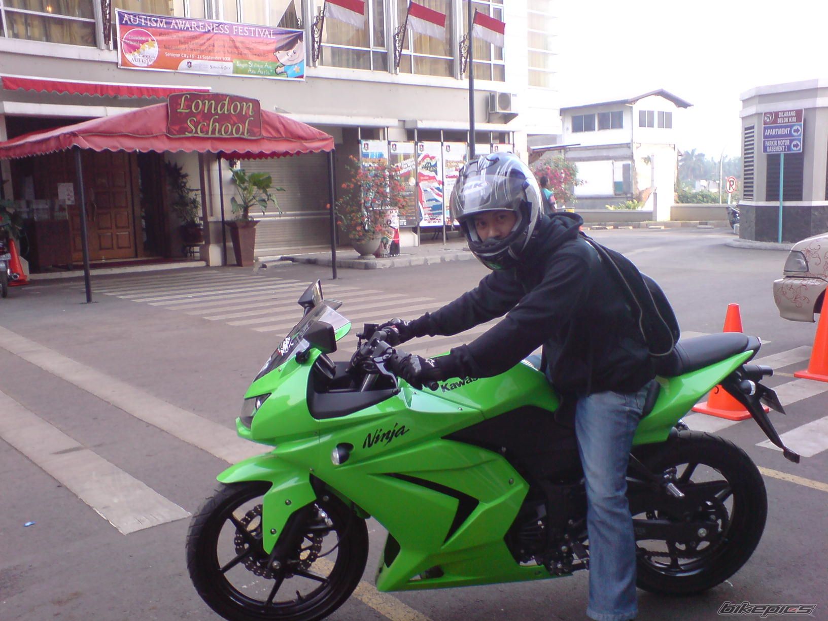 Photo 1424434