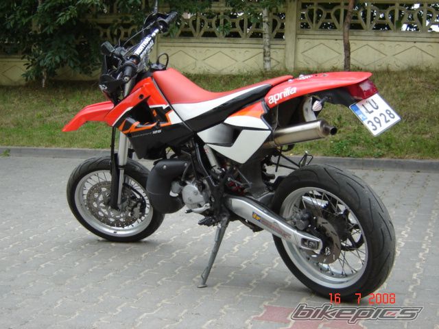 Photo 1424848