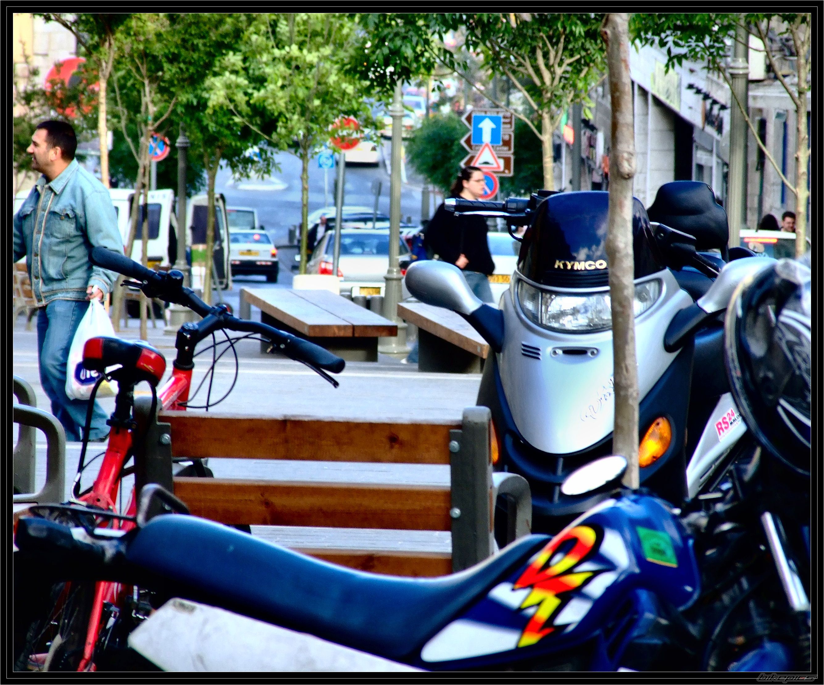 Bike Photo 1424937
