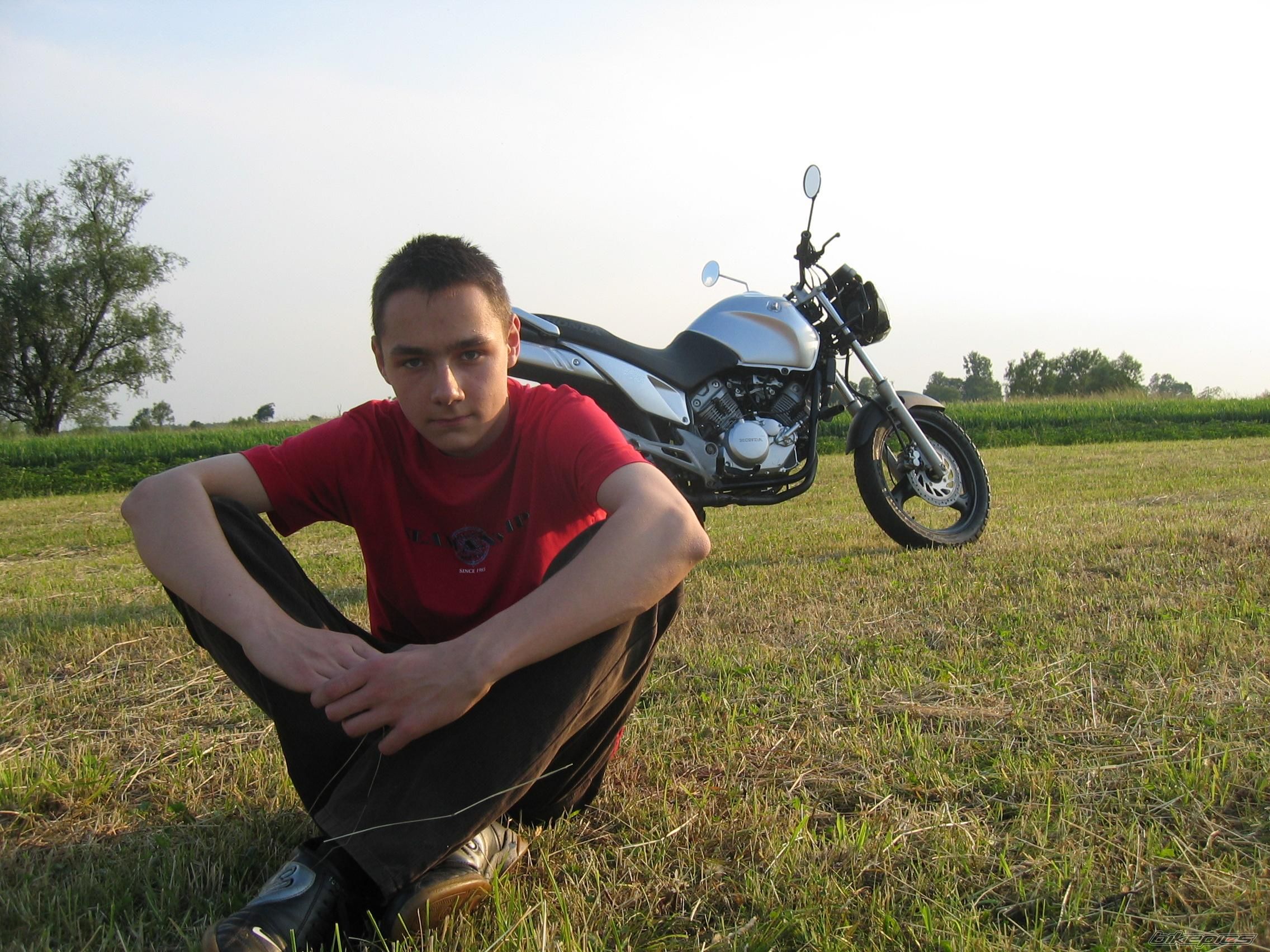 Photo 1425912