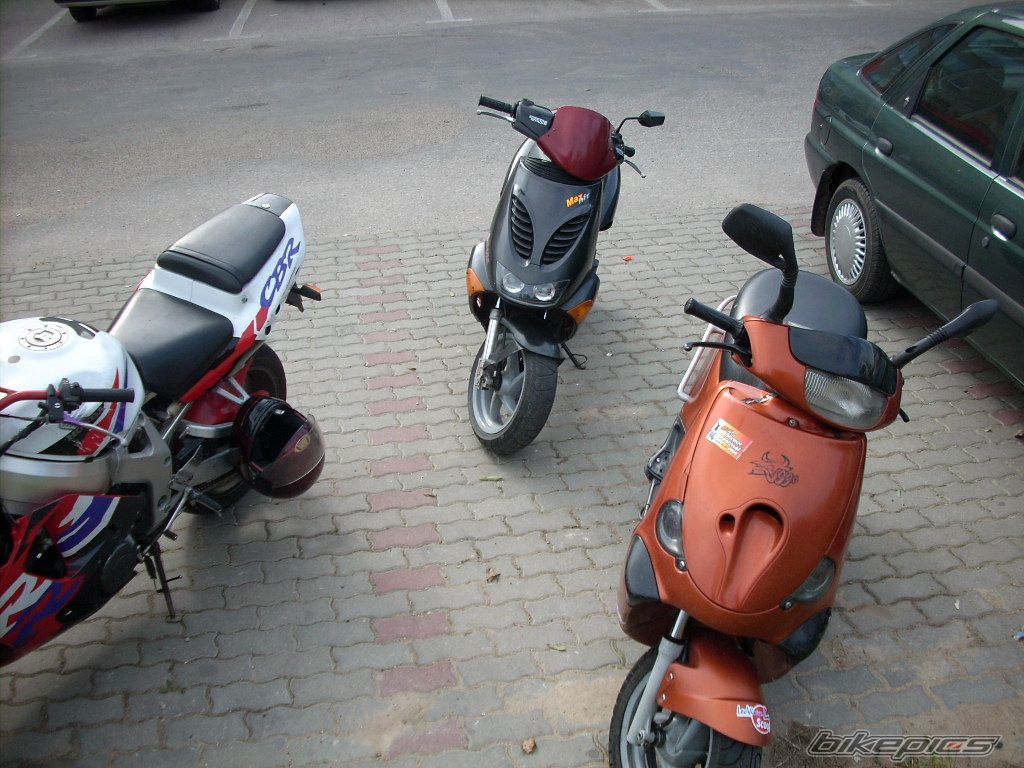 Photo 1426309