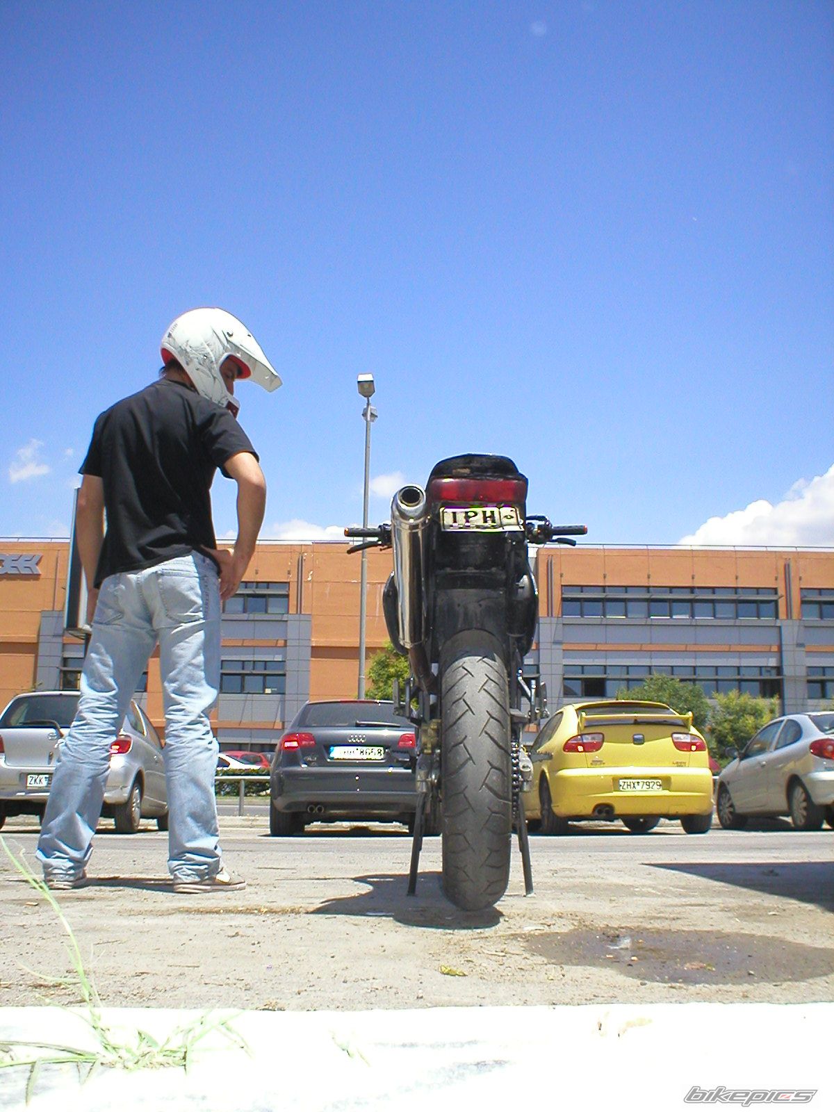 Photo 1426459