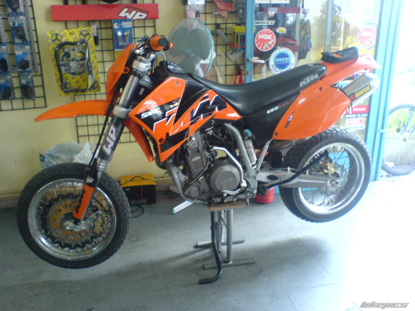 Photo 1426857