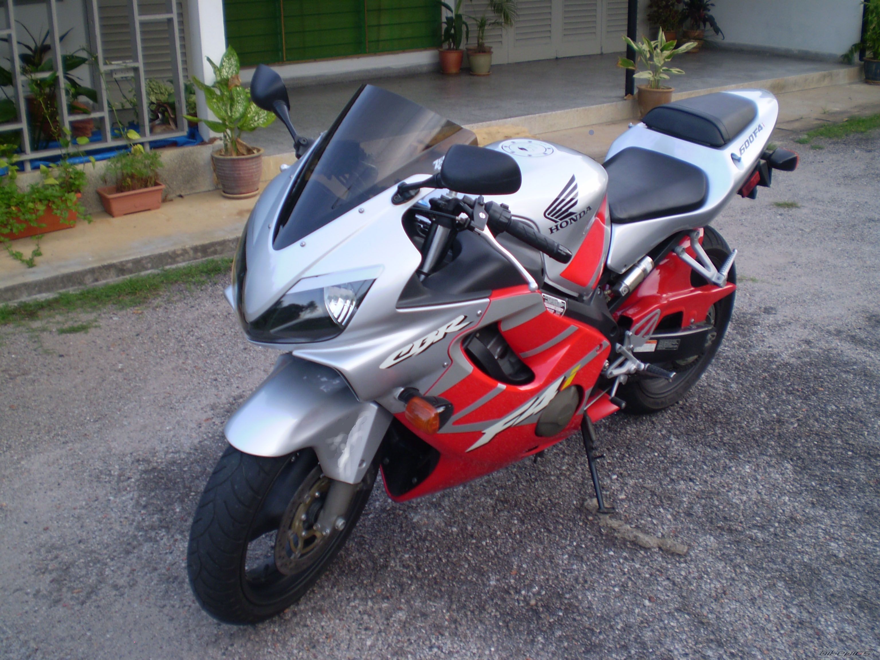 Photo 1427807