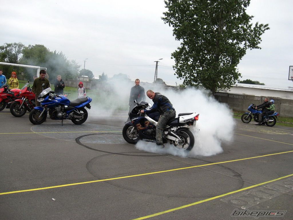 Photo 1428710