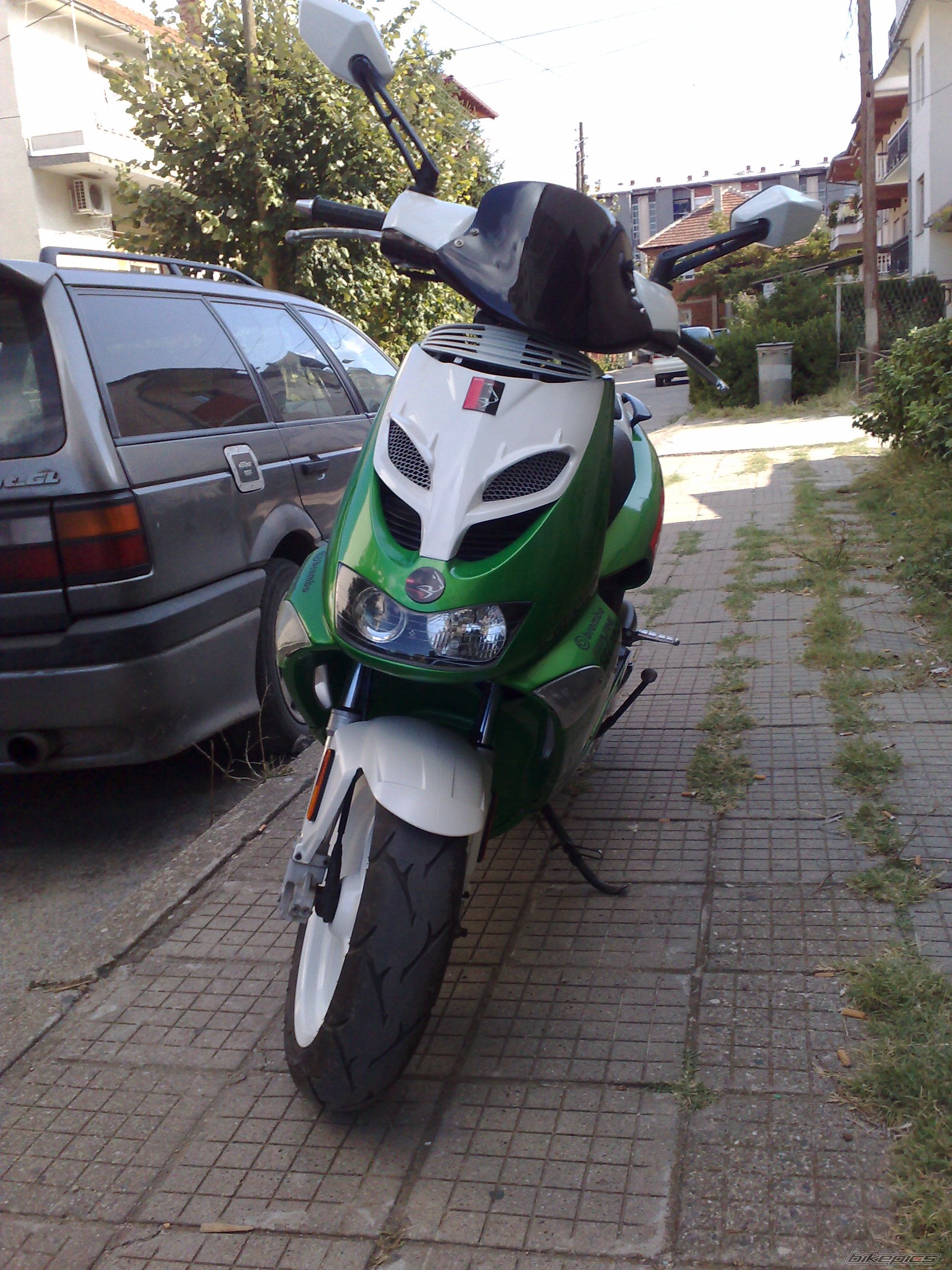 Photo 1429330