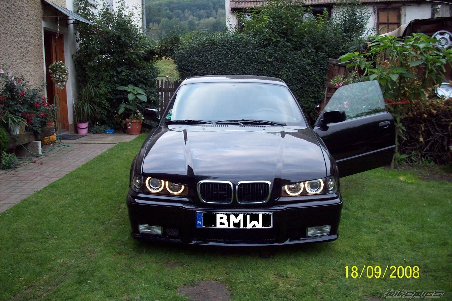 Photo 1429513