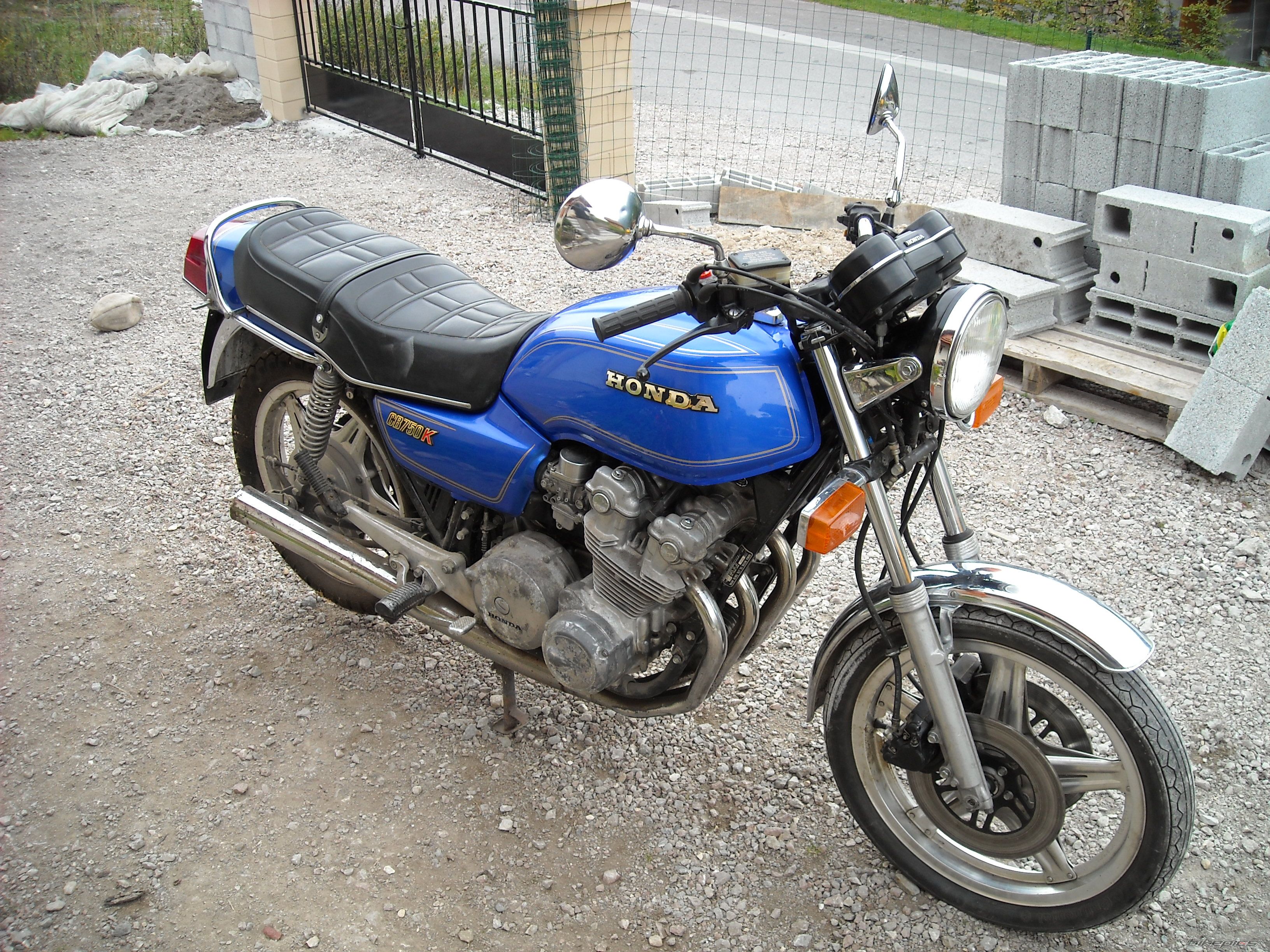 Photo 1431837