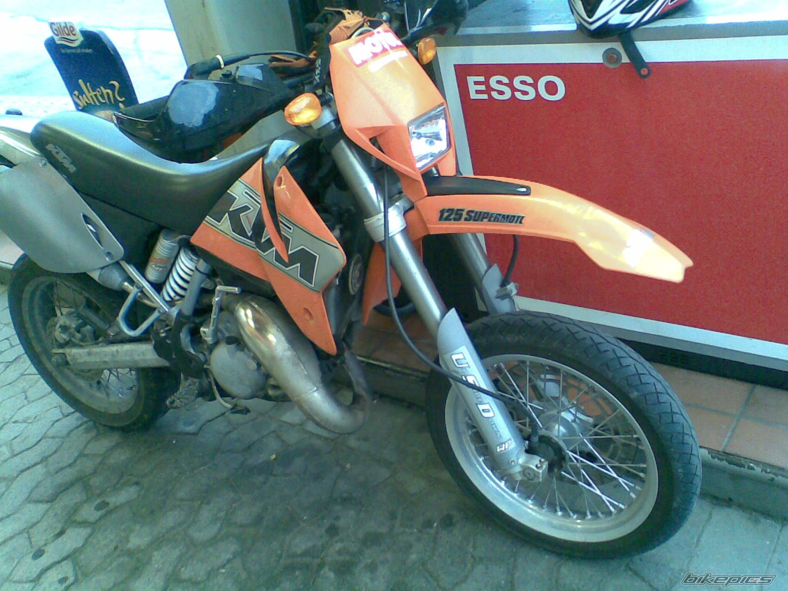 Photo 1431872