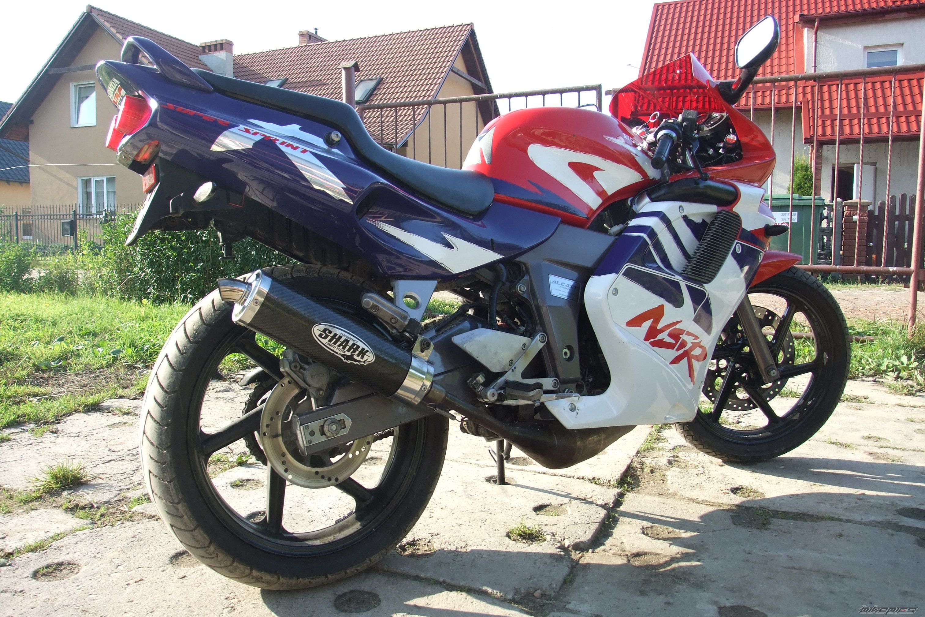 Photo 1432231