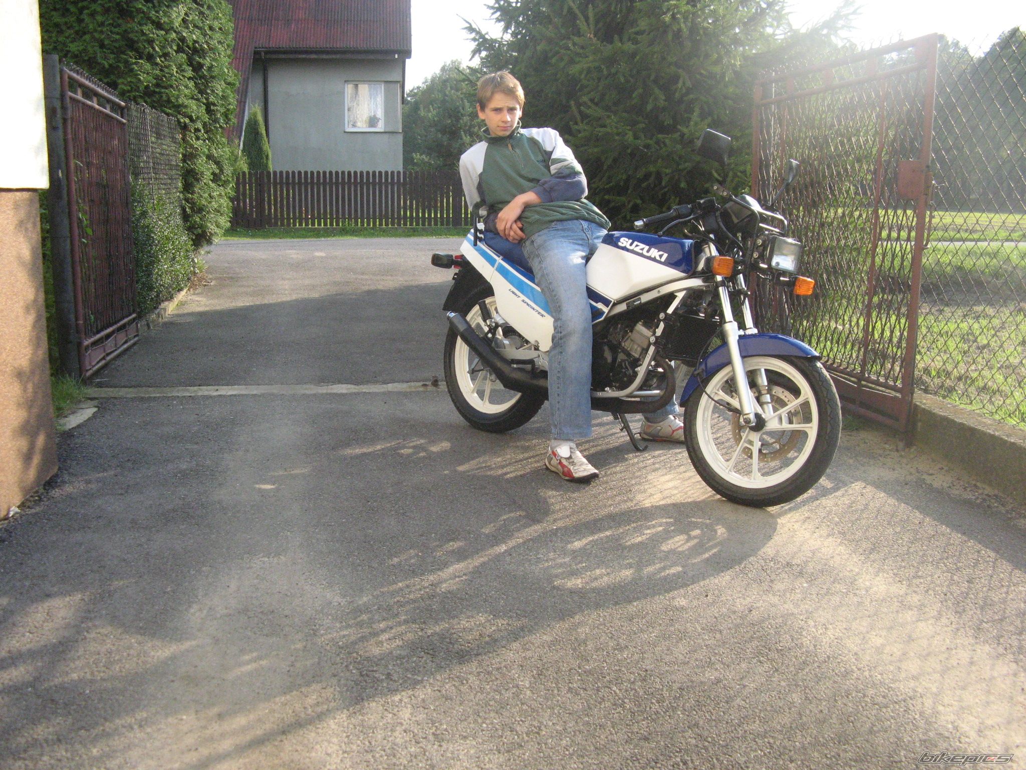 Photo 1432249